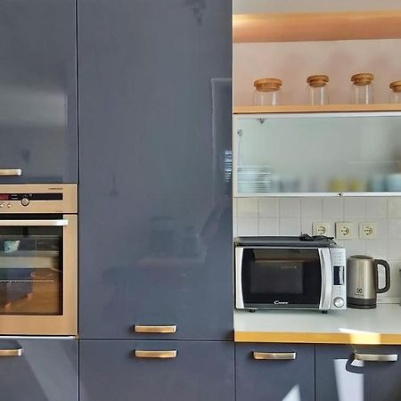 Apartamento Mitra Zonata Pink Omiš Exterior foto
