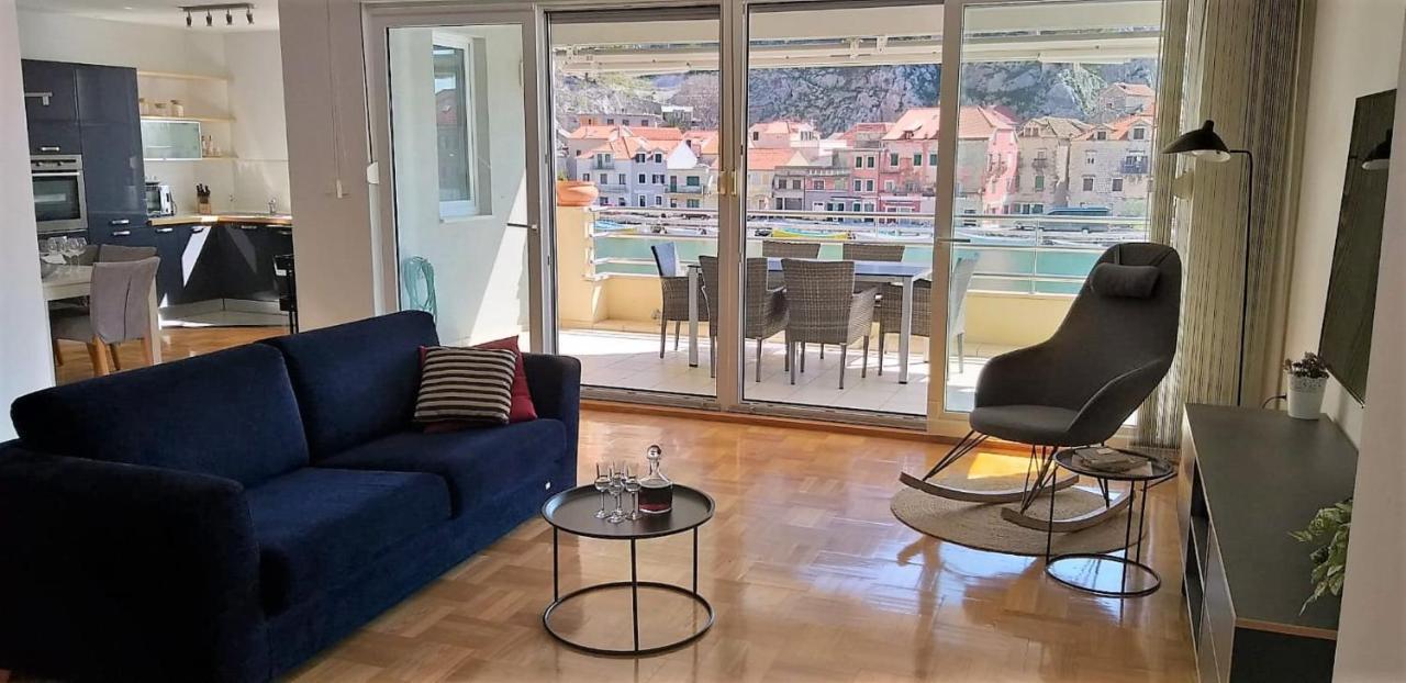 Apartamento Mitra Zonata Pink Omiš Exterior foto