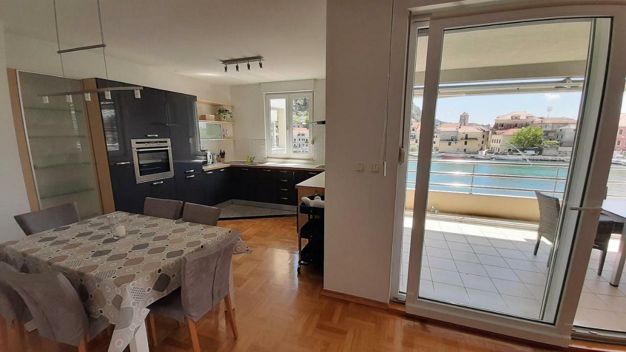 Apartamento Mitra Zonata Pink Omiš Exterior foto