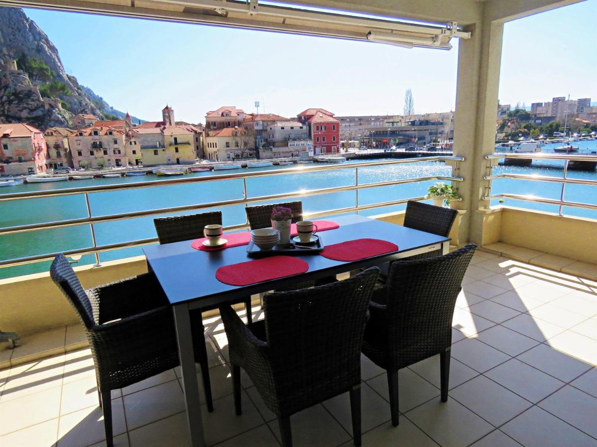 Apartamento Mitra Zonata Pink Omiš Exterior foto