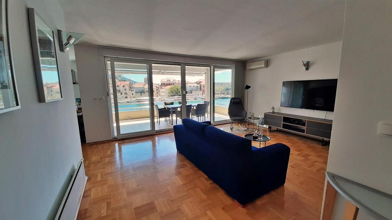 Apartamento Mitra Zonata Pink Omiš Exterior foto